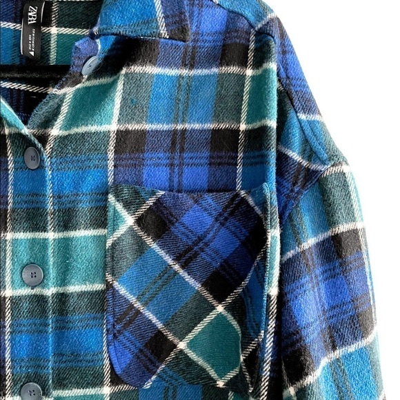 ZARA Plaid Overshirt - Picture 5 of 10